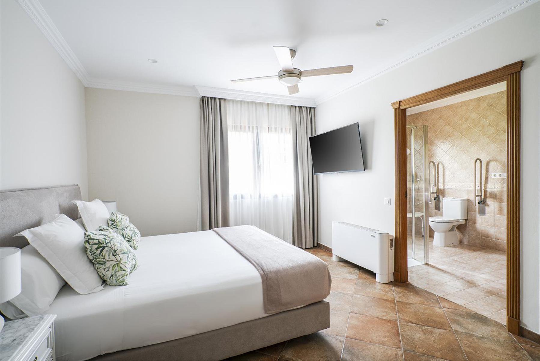 Hotel Peñas Blancas Liaño Habitación foto